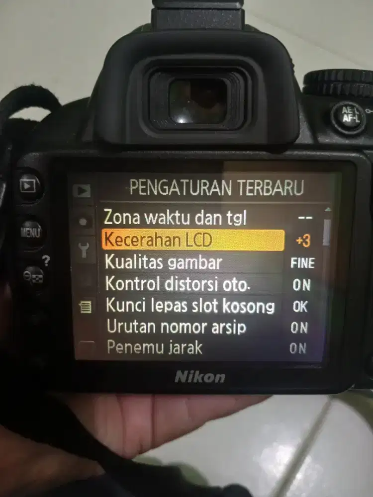 JUAL KAMERA DSLR NIKON D3100