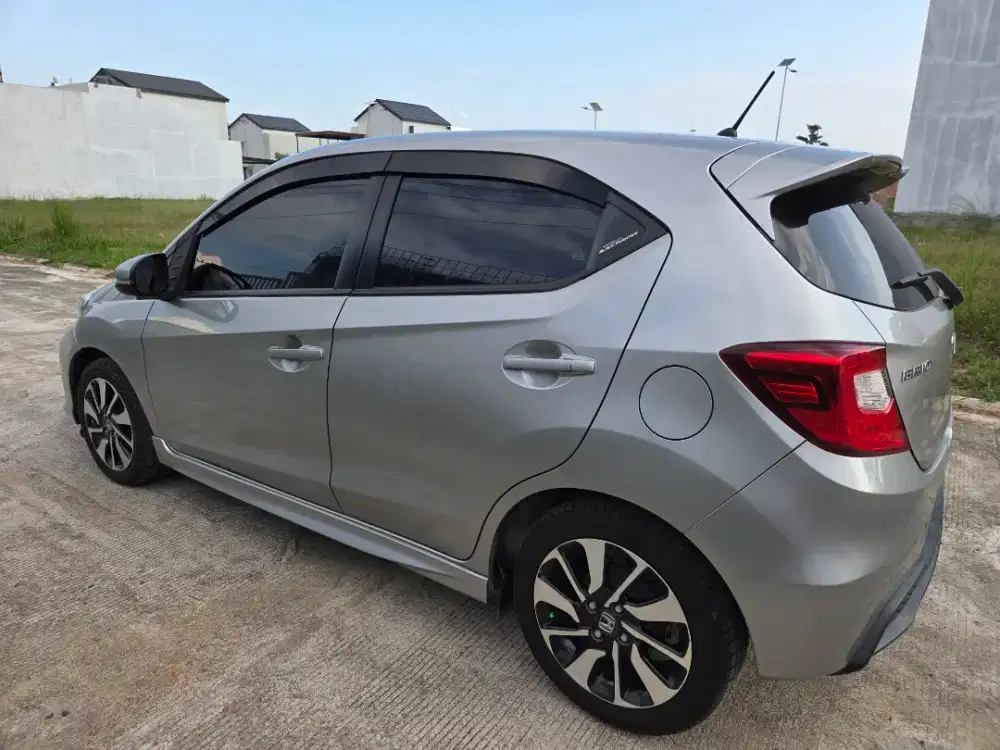 HONDA BRIO RS SILVER TAHUN 2021