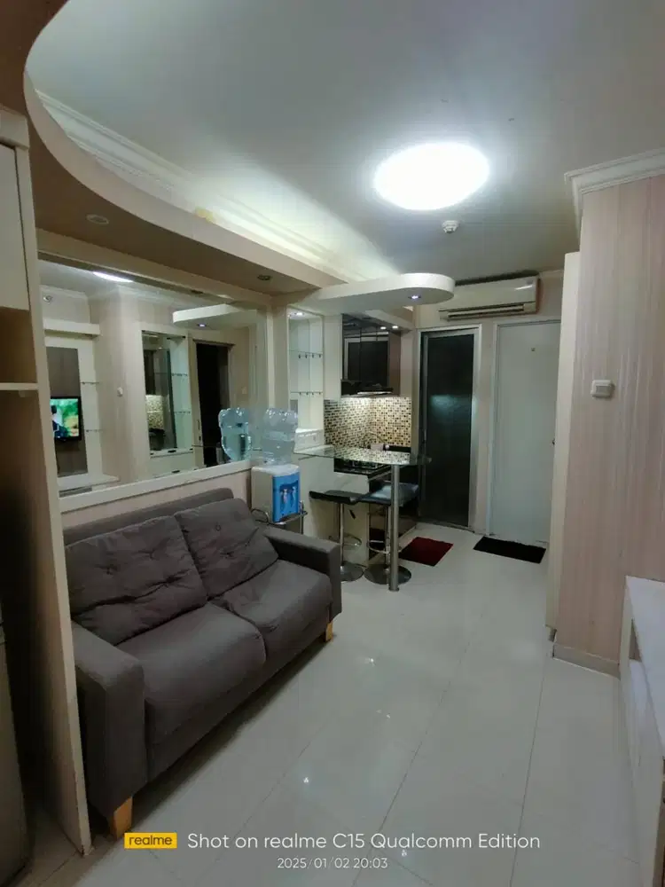 APARTEMEN BASSURA CITY