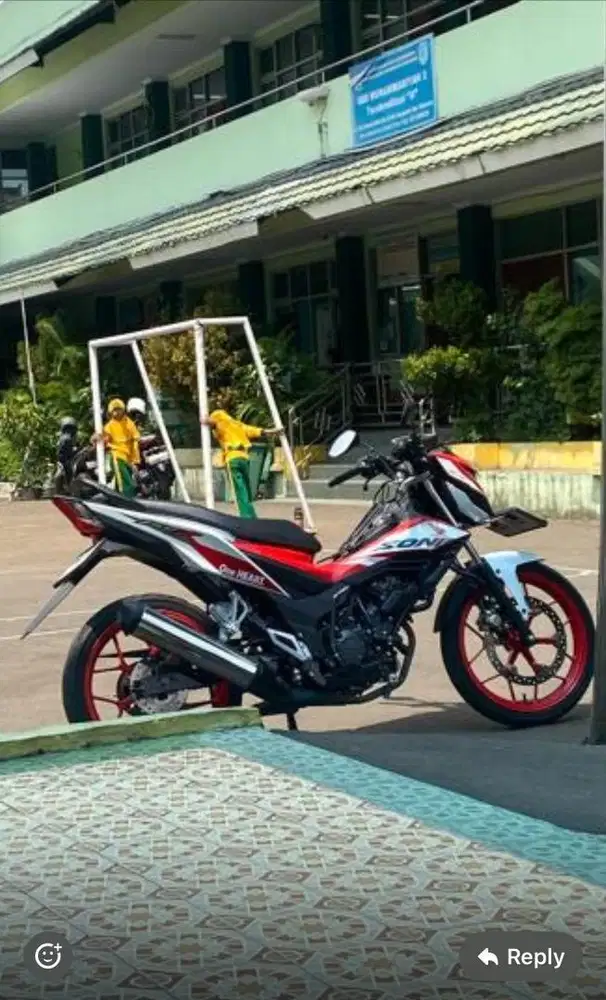 Honda Sonic 150 R