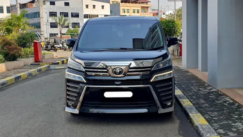 Km 60rb toyota vellfire g atpm 2023 hitam