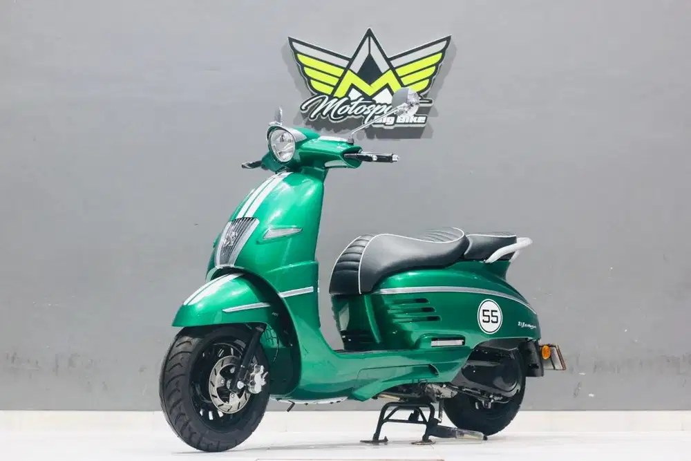 Peugeot Django 150 ABS , Forza Xmax vespa MP3 primavera