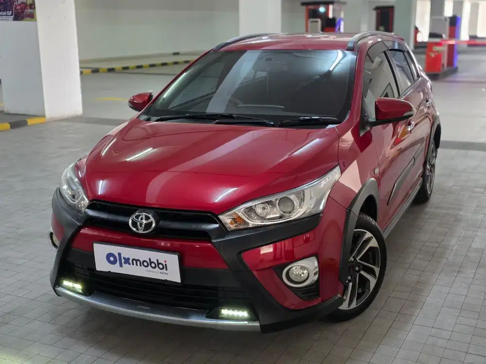 DP RENDAH - Toyota Yaris 1.5 TRD Sportivo Heykers Bensin-AT 2017