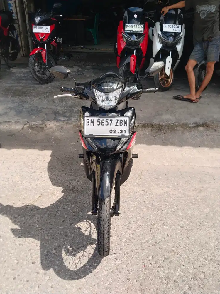Dijual cepat Honda Revo fit Tahun 2025