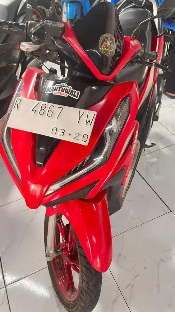 Vario 125 2019 merah