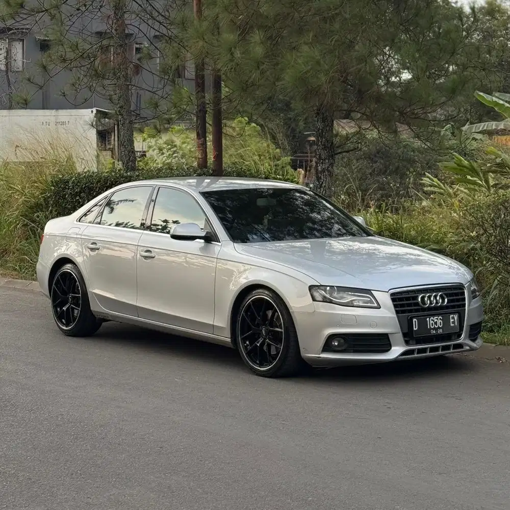 Audi A4 1.8 TFSI B8 Matic Tahun 2010