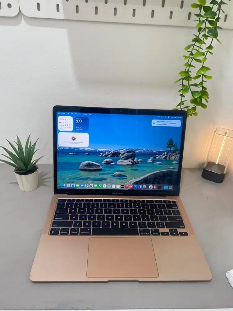 MACBOOK AIR M1 2020 8/256 13INCH DENT