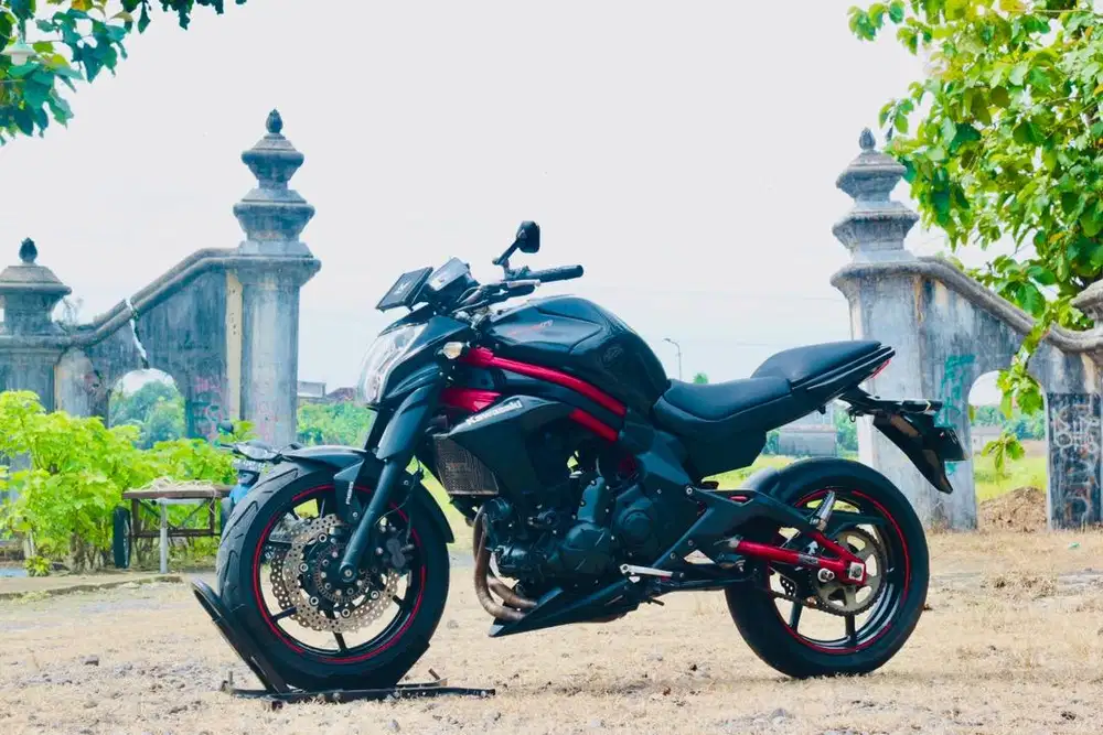 Kawasaki er6n 650 Red Casis Abs mulus siap turing jauh