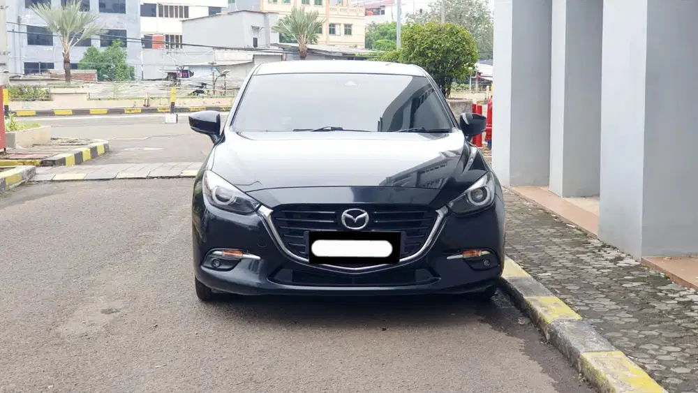 Km 62rb mazda 3 mazda3 hatchback skyactive 2018 hitam