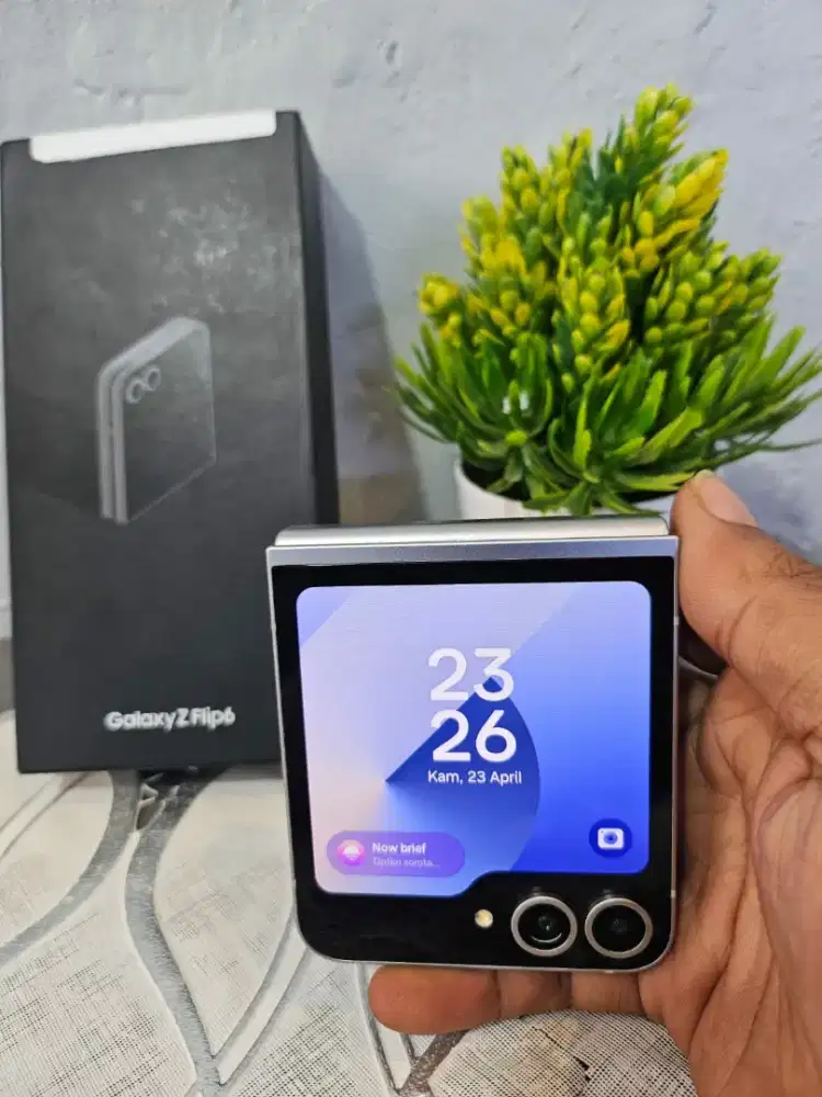 SAMSUNG Z FLIP 6 5G RAM 12/256GB ORIGINAL SEIN MULUS NORMAL FULLSHET