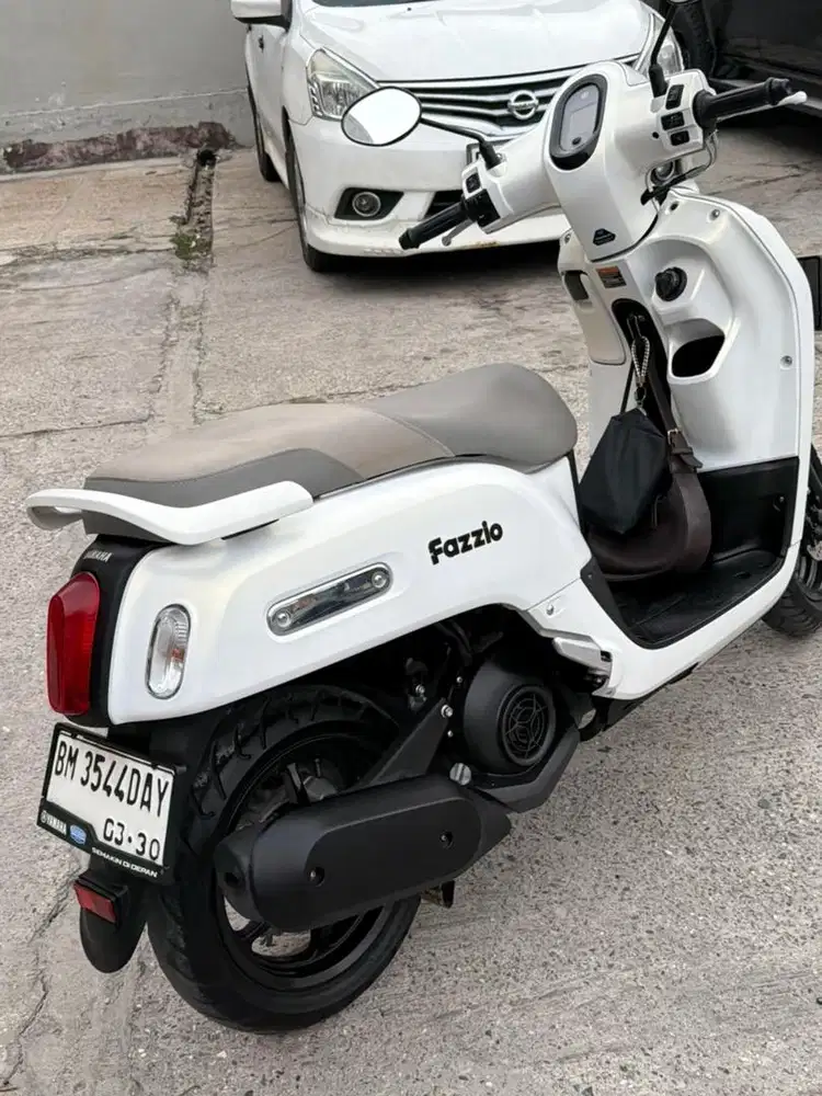 MOTOR FAZZIO HYBRID LUX 2025