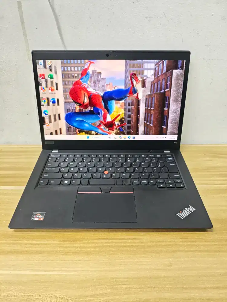 Lenovo Thinkpad X13. Ryzen 5 Pro 4650U. Ram 32gb. Ssd 256gb