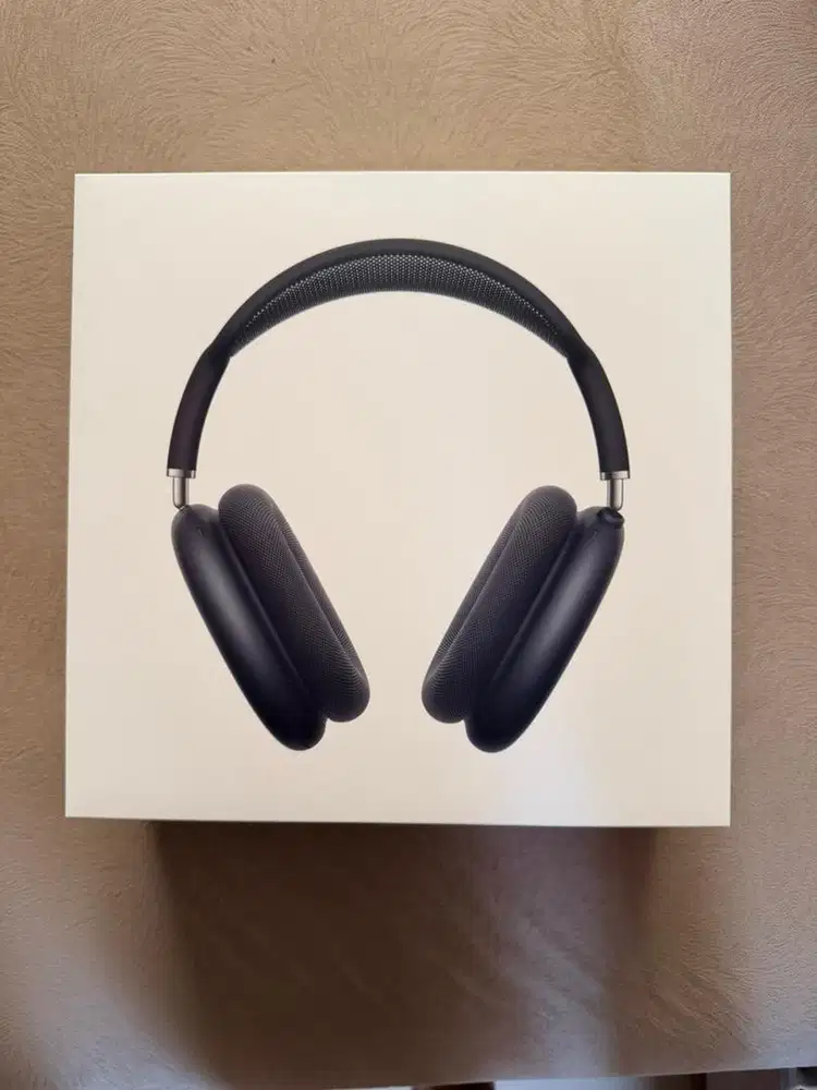 New Apple Airpods Max 2