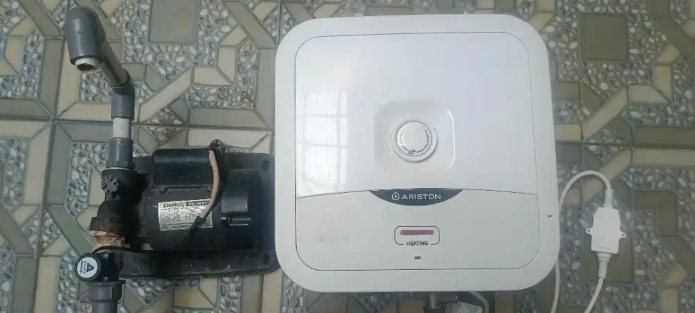 DIJUAL WATER HEATER ARISTON