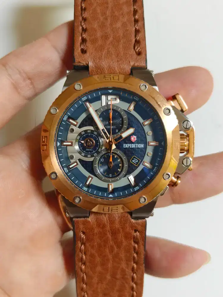 Expedition E6751M original bekas bagus normal semua siap pakai strap