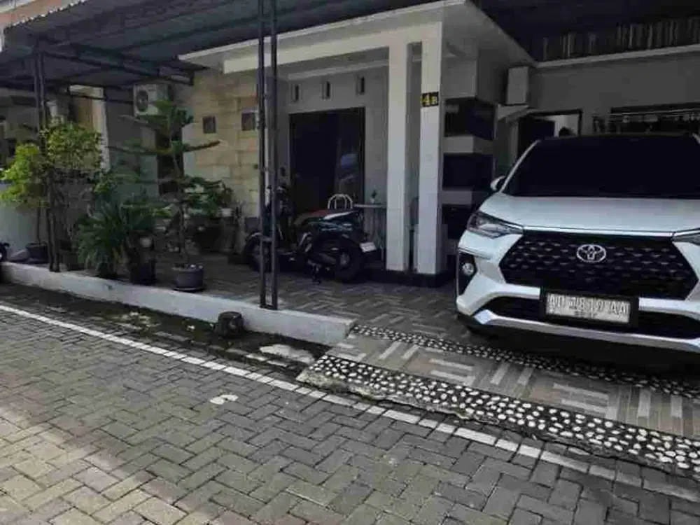 Rumah Bagus Semi Furnished Di Perumahan