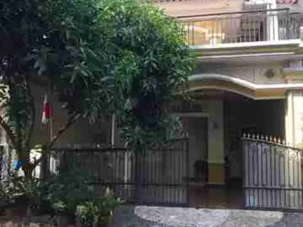 rumah 2 lantai siap huni dalam cluster royal residence Cakung