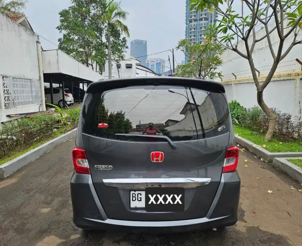 Honda Freed PSD 2013