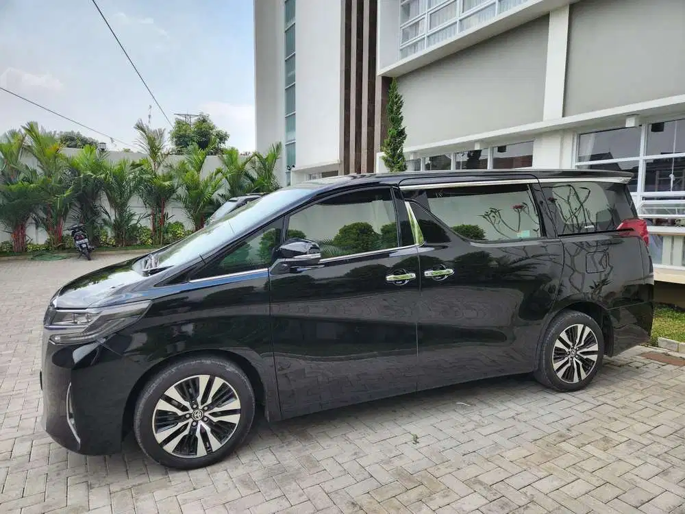 Toyota Alphard 2022 Bensin