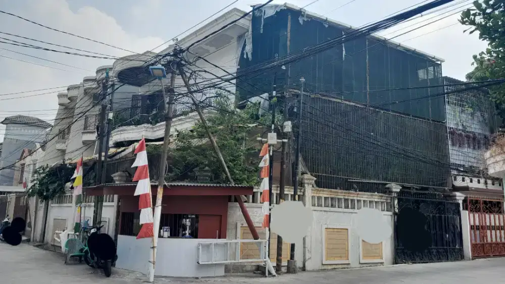 Dijual Rumah Tua Hitung Tanah Jalan Mangga Duri Kepa