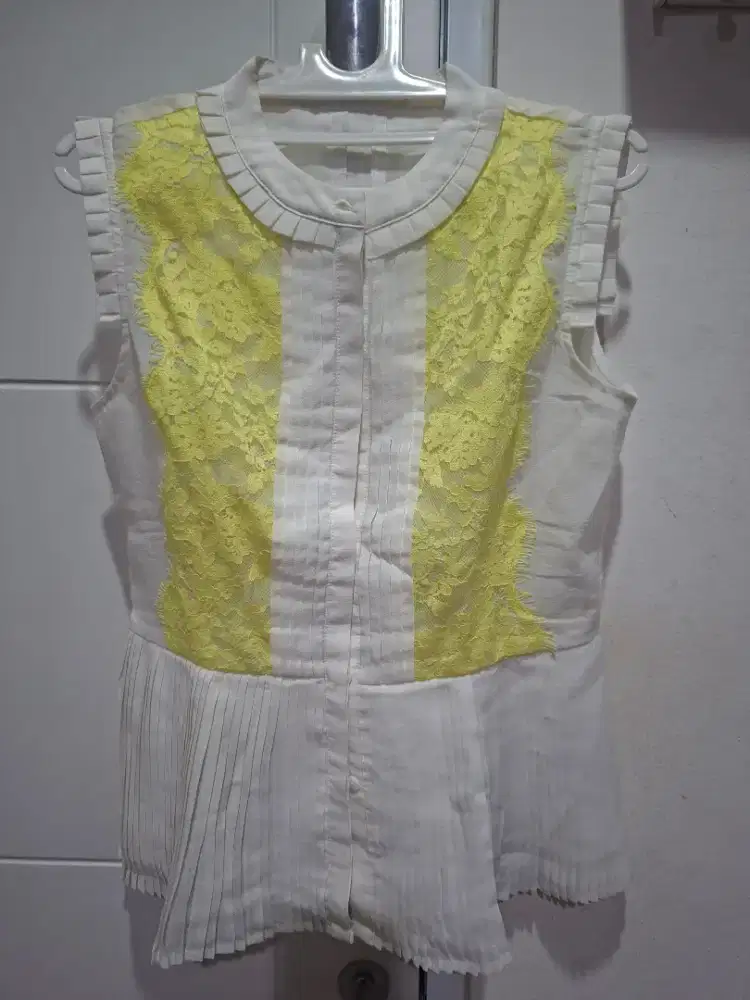 Atasan wanita merk COCO KELEN size M