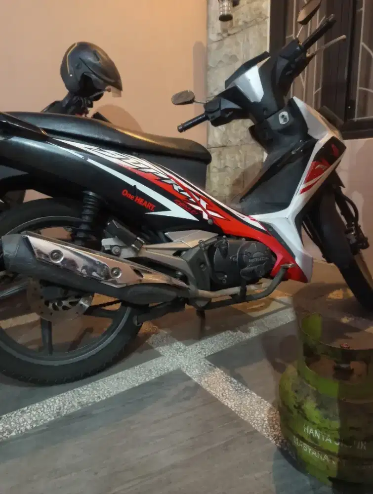 Supra X 125 Fi 2016