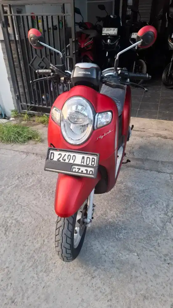 SCOOPY STYLIS TOP KONDISI
