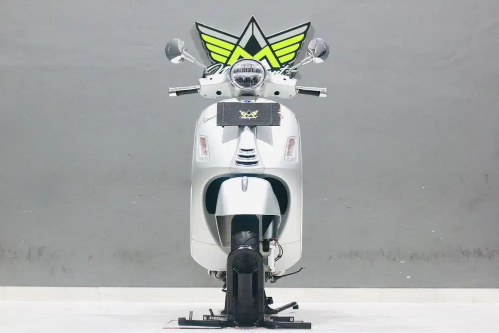 Vespa GTS super 150 ABS limited edition ,vespa primavera ,vespa sprint