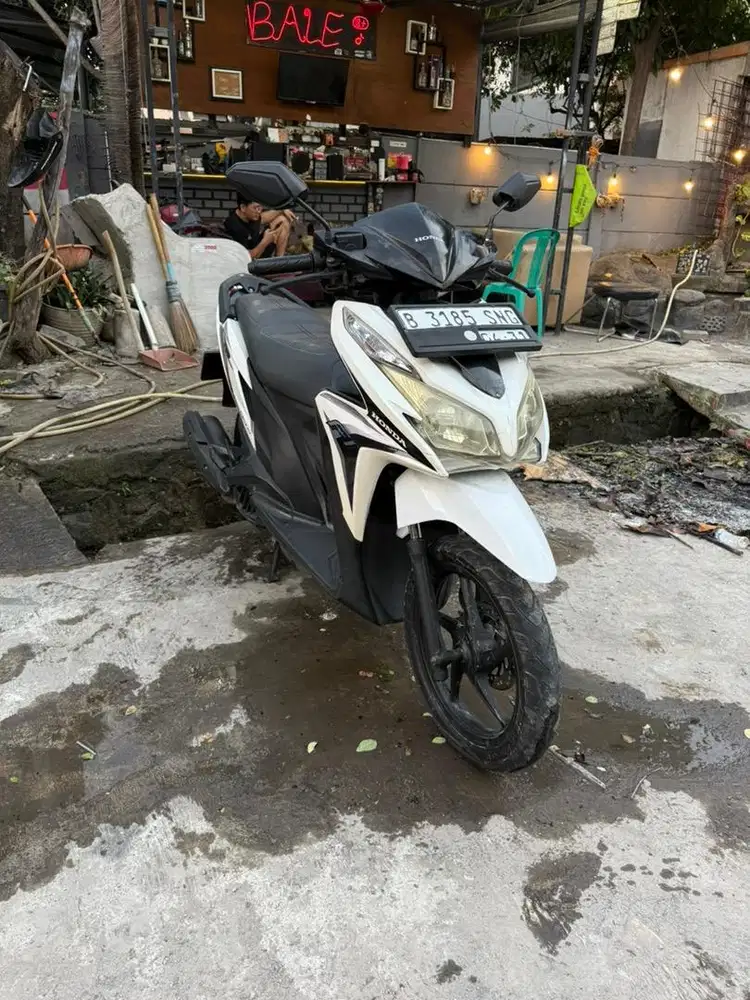 HONDA VARIO 125 KZR ISS 2014 PAJAK HIDUP