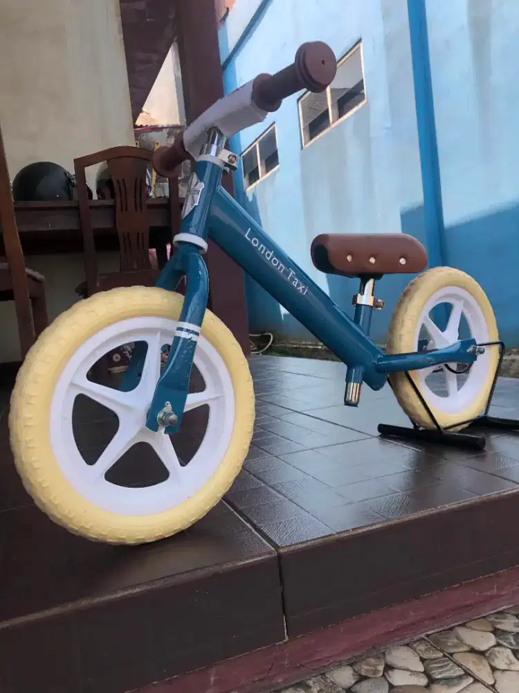 London Taxi Push Bike - Blue Grey