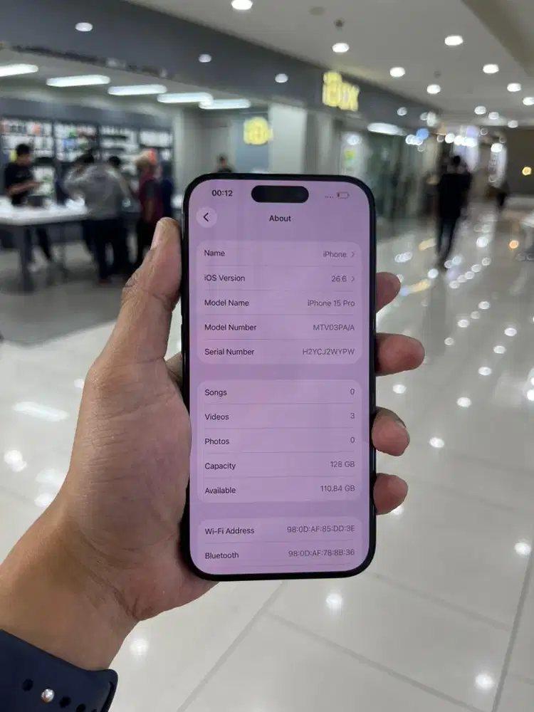 iphone 15 pro 128 like new
