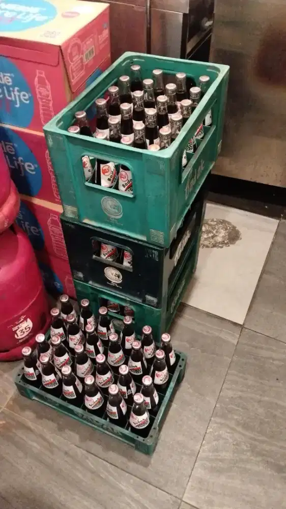 Di cari kurir telor dan minuman badak
