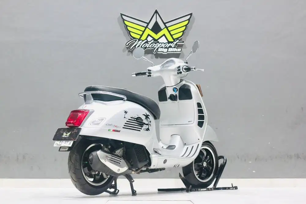 Vespa GTS super 150 ABS 2022 limited edition vespa primavera sprint