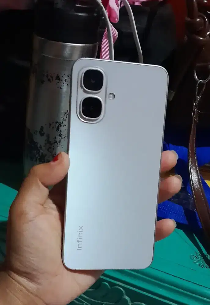 Infinix smart 10 ram 3+3/64!.