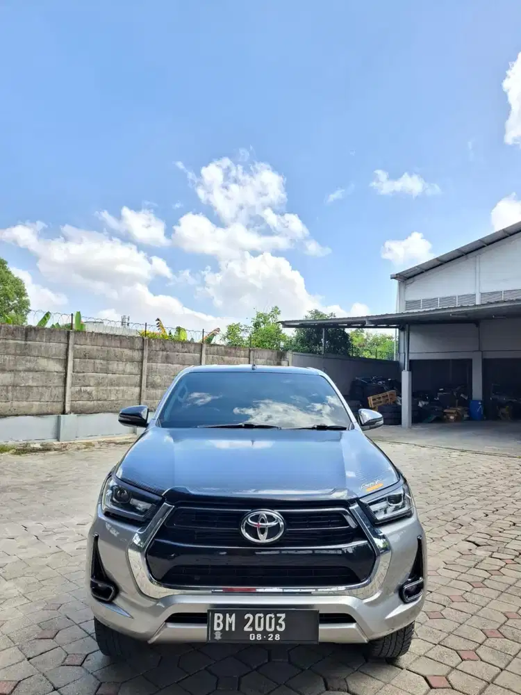 Hilux 2023 V matic. Km 89rb antik