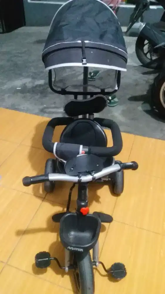 Kereta dorong buat bayi