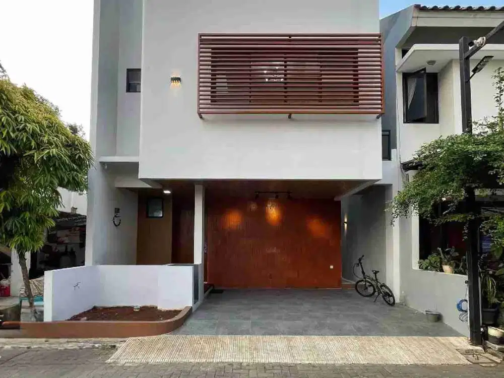 Rumah Dalam Komplek Fasilitas Umum Lengakp Dijagakarsa Jakarta Selatan