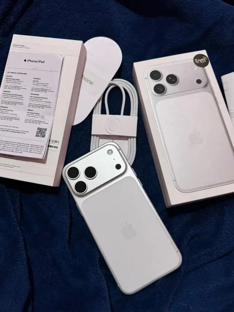 iphone 17 pro max 256gb silver ibox baru pemakaiana 1minggu like new