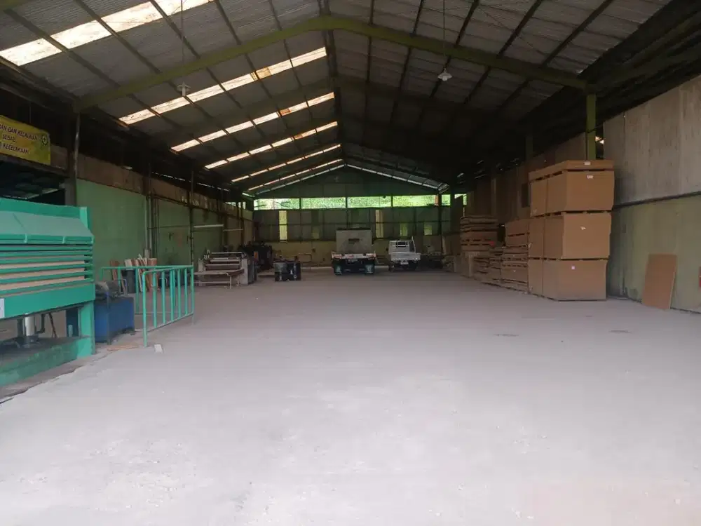 Ex Pabrik Mebel Ada 3 Gudang di Sukabumi Dekat Gerbang Tol