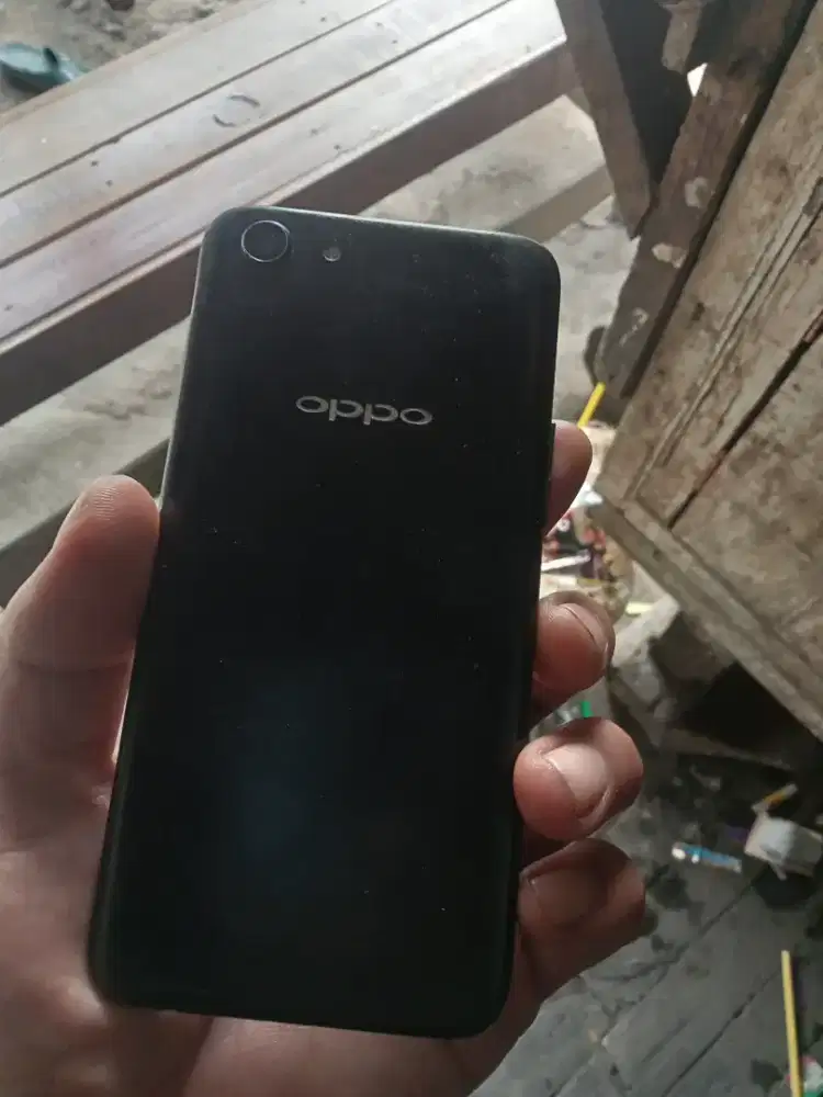 Oppo a83 minus tompel