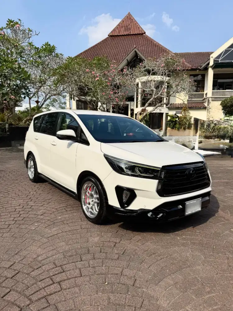 Innova V Diesel Matic