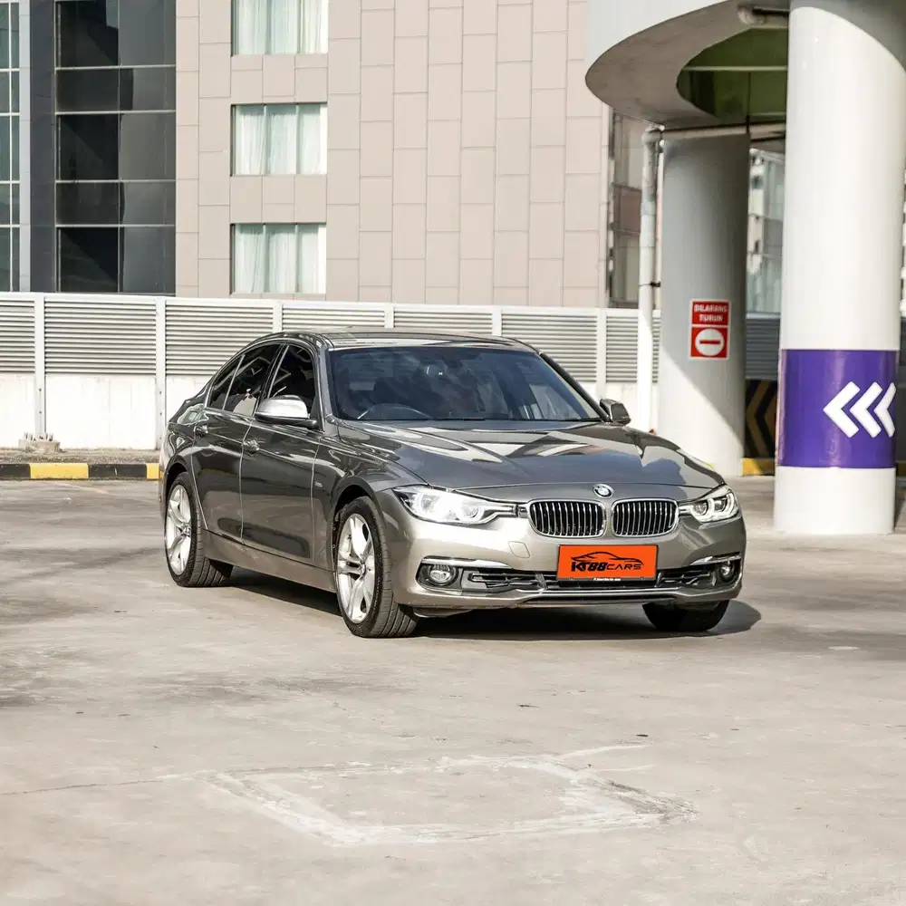KM LOWW!! BMW 320i Luxury 2018