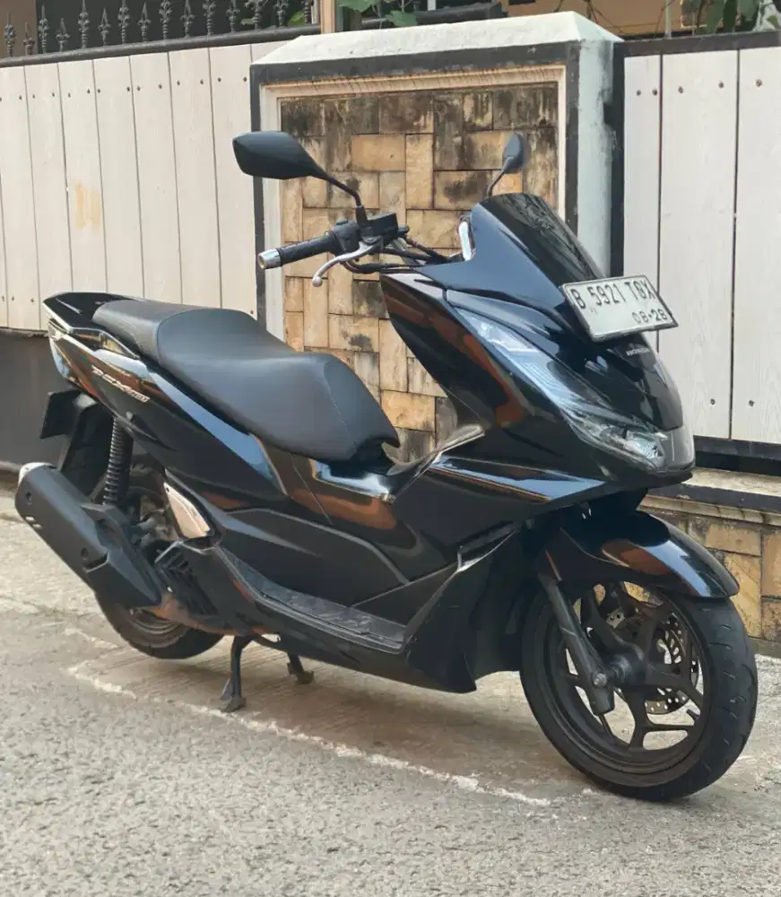 Jual pcx 2023  gres