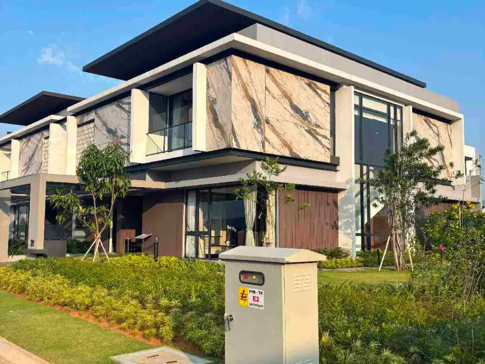 Dijual Rumah Mewah Sejuk Nyaman Fasilitas Lengkap Full Furnish di Summarecon Bandung