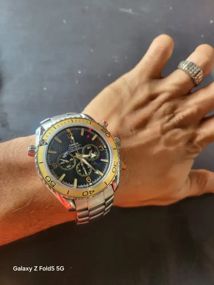 Jam tangan omega seamaster 007