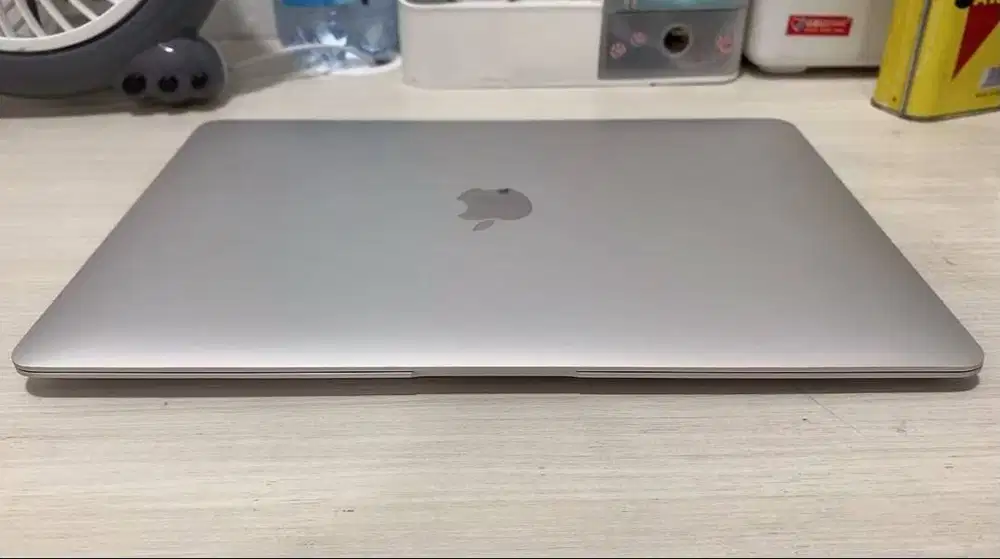 Jual Apple MacBook Air 2020 Core i5/8GB/256GB