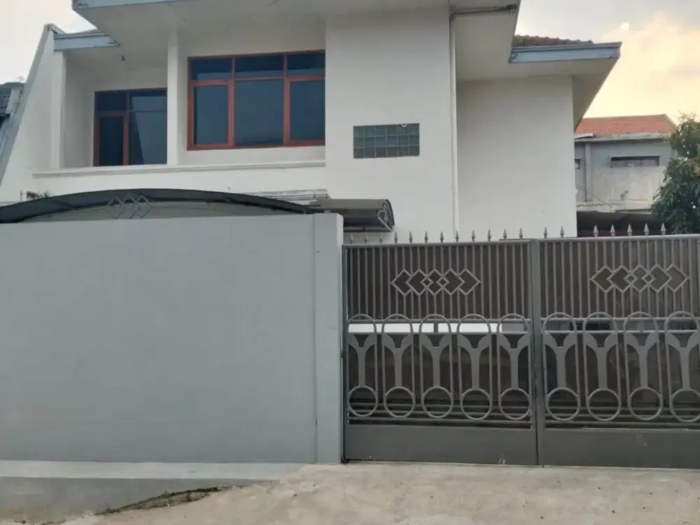 Rumah 2 Lantai Siap Huni di Sayap Garuda Dadali Bandung