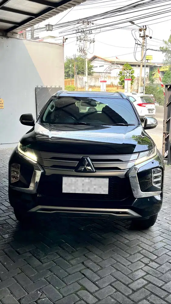 2022 MITSUBISHI PAJERO SPORT DAKAR 4x2 AT ISTIMEWA