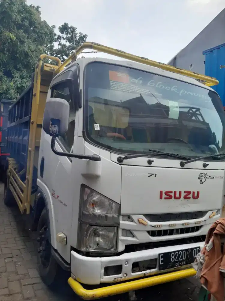 Isuzu dumtruk elf nmr71T Hd PowerStering