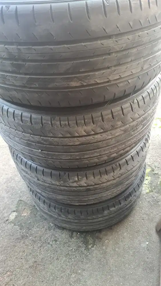 225 45 17 dunlop r17 ban dunlop